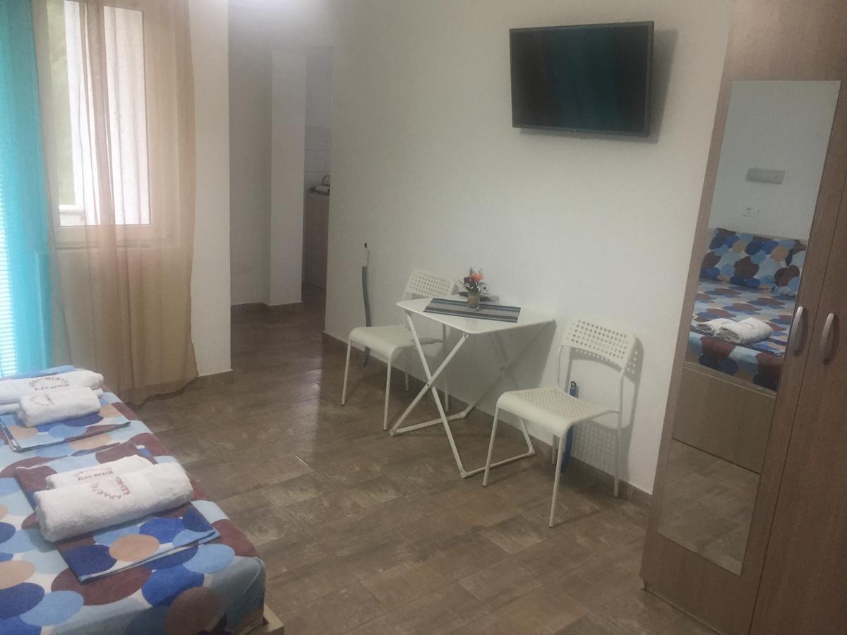Apartmani Alex Beach Dojran Екстер'єр фото